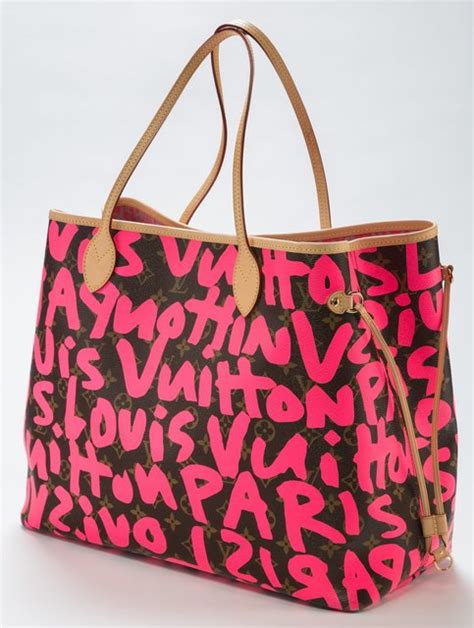 louis vuitton neverfull graffiti pink